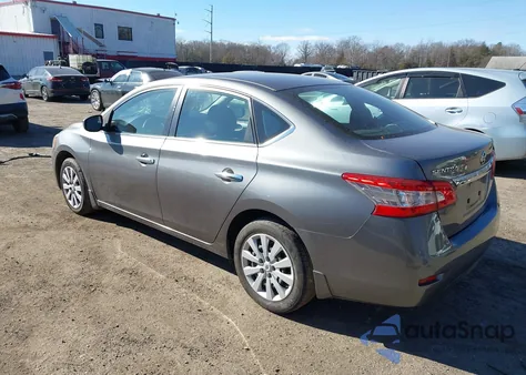 2015 Nissan Sentra S z USA, uszkodzony, nr VIN 3N1AB7AP4FY272104